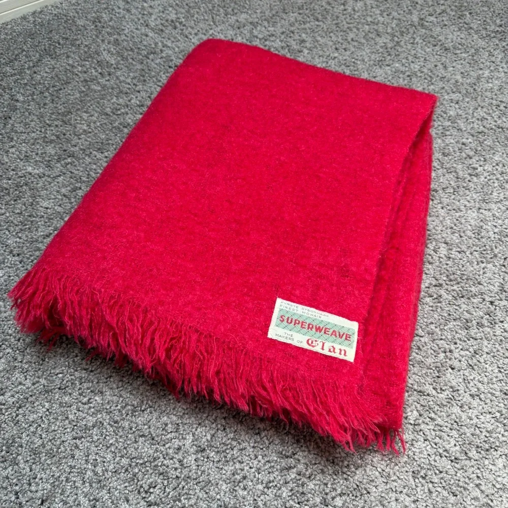 Vintage Superweave Clan Mohair‎ Throw Blanket Fringe Brushed Red 70
